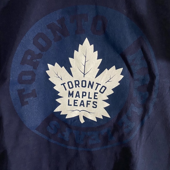Toronto maple leafs T-shirt - Picture 2 of 5